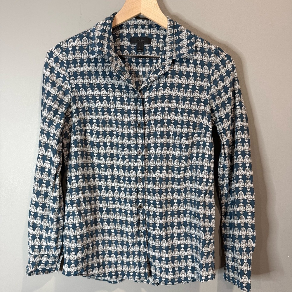 J. Crew Teal and Cream Owl‎ Print 100% Silk Button Up